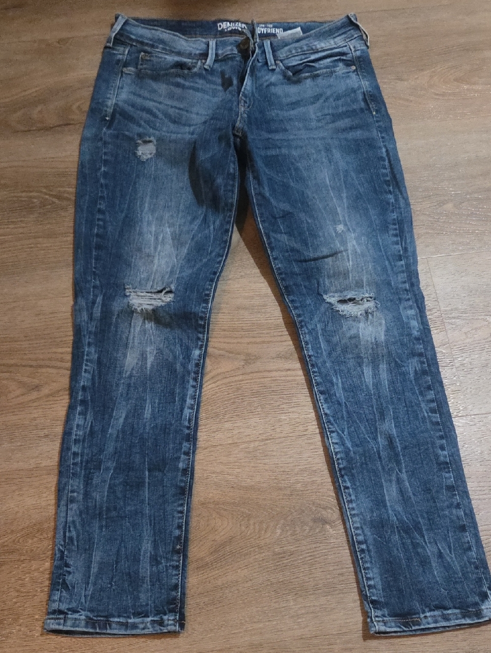 Denizen from Levi's Womens Low Rise Boyfriend Distressed Dark Blue Jeans